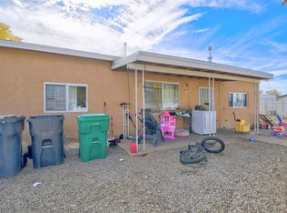 1624 Valdora Rd SW, Albuquerque, NM 87105