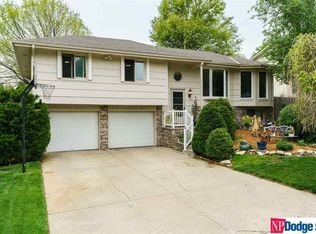 4902 Red Rock Ave, Omaha, NE 68157