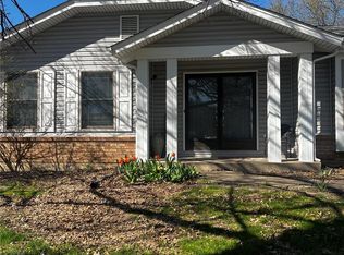 304 Fallwood Ct, Saint Peters, MO 63376