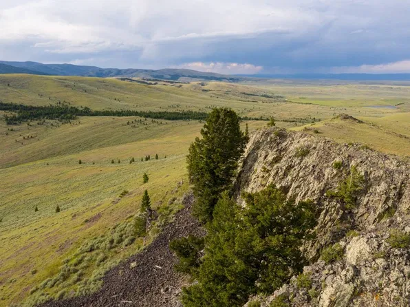 208 Battle Creek Rd, White Sulphur Springs, MT 59645