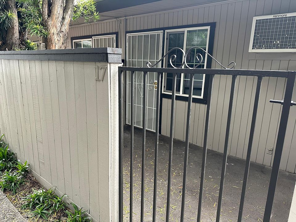 1st image of 7820 Brentwood Dr #17