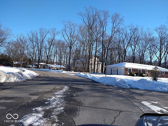4th image of 941 Sleepy Hollow Pl