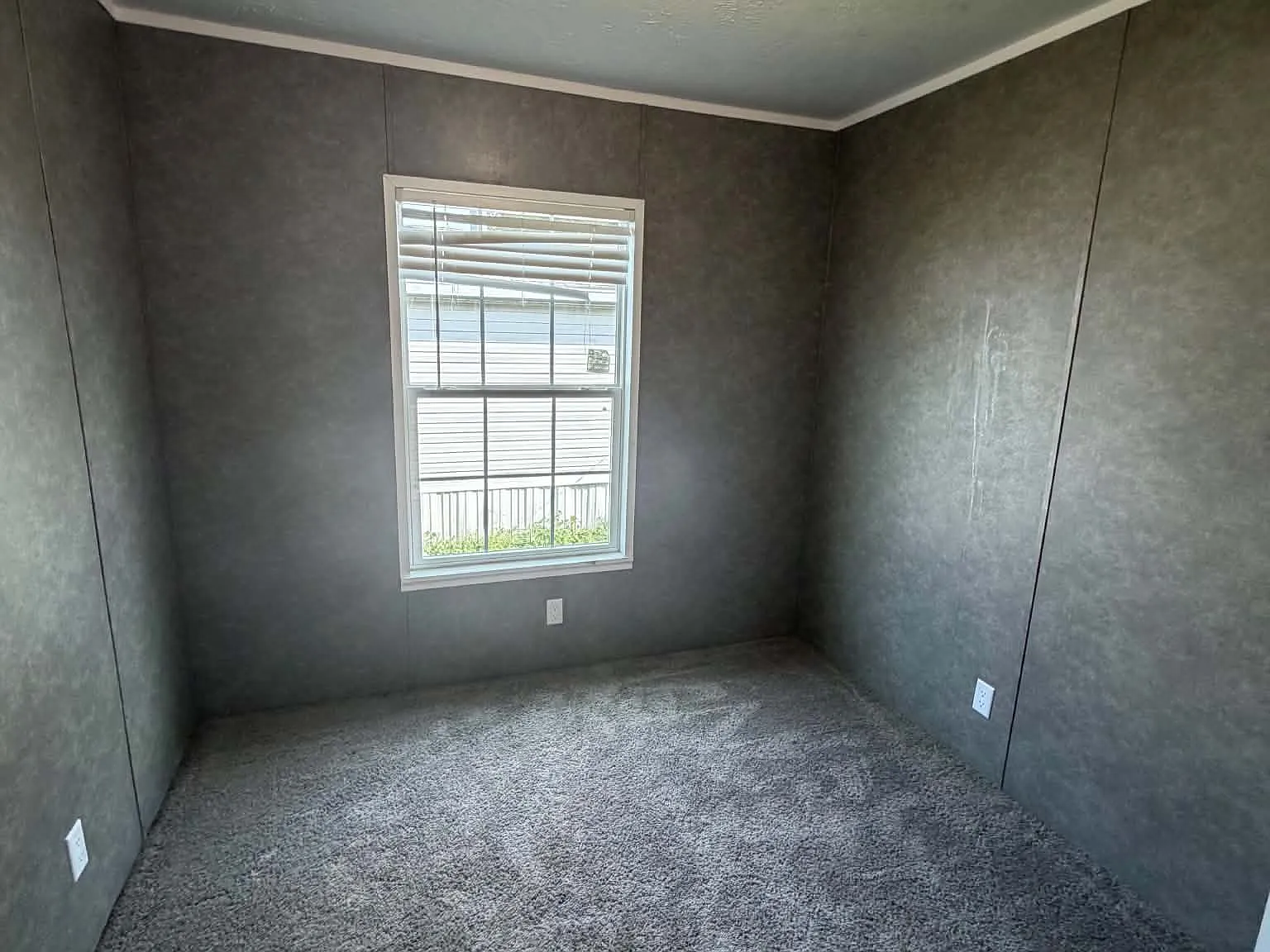 3 bed, $1,000 — Photo 4