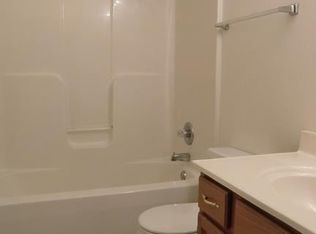 753 Village Dr, Glen Carbon, IL 62034