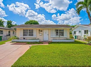 Mainlands Of Tamarac Lake, Tamarac, FL 33321