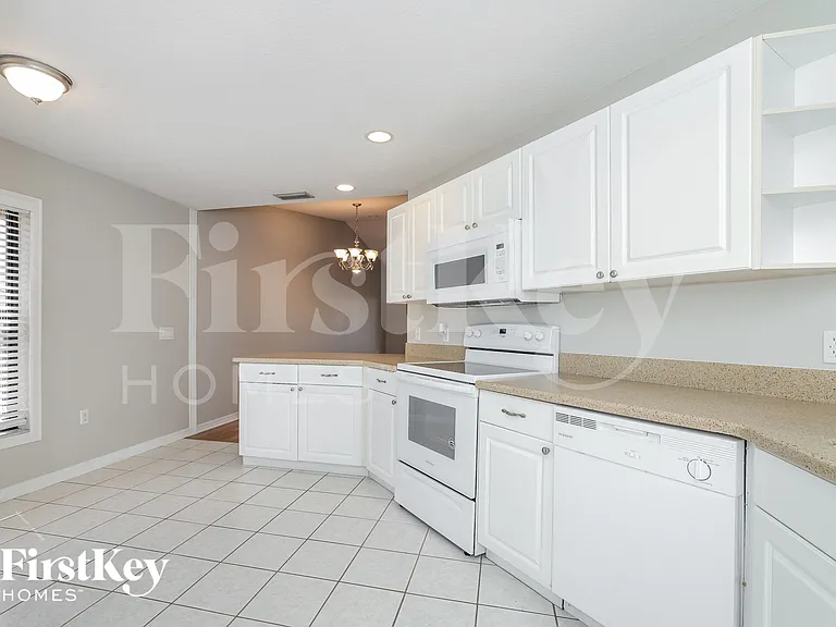 4301 Larrys Lagoon — Photo 7