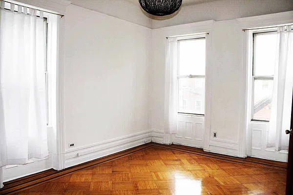 Rented by Compass | media 4