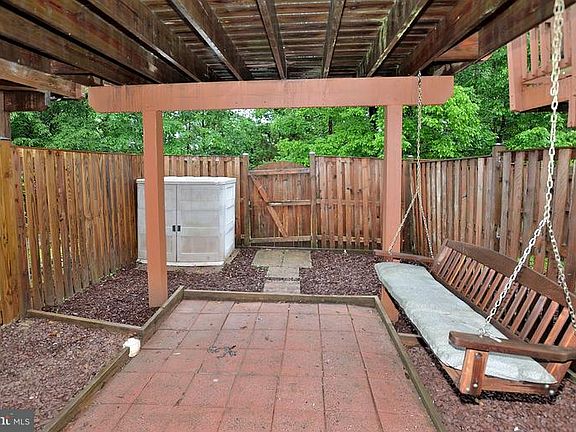 4th image of 6854 Chasewood Cir