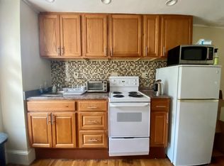 86 Myrtle St #5, Boston, MA 02114