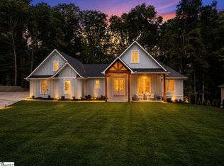 119 Beacon Ridge Cir, Salem, SC 29676