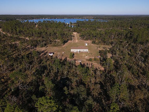 3rd image of 3365 Seminole Ln