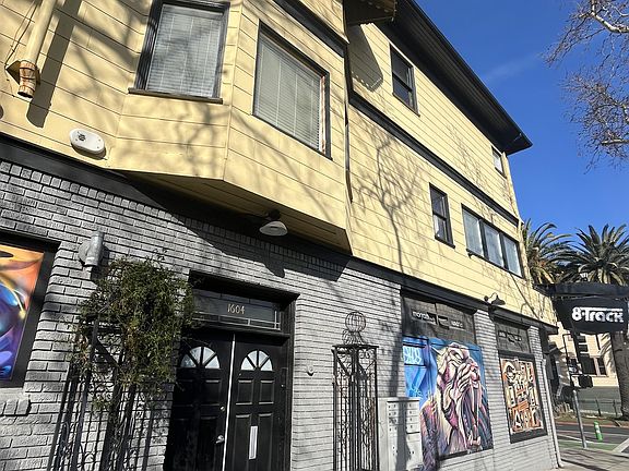 3rd image of 1604 21st St #302