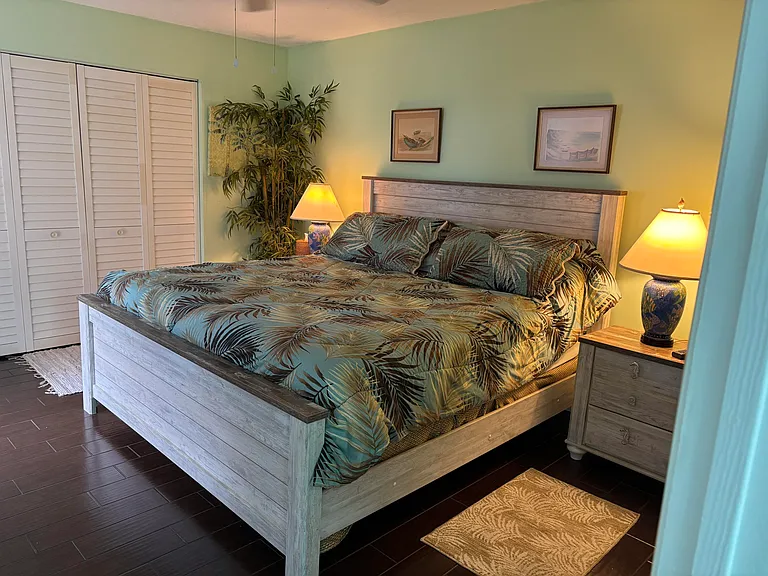 825 Center St #21B — Photo 18