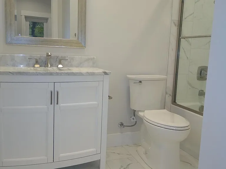1905 H St #101 — Photo 12