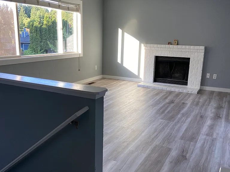 916 207th Pl SE #A — Photo 3