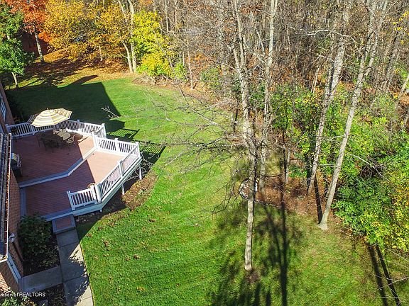 4th image of 2014 Birch Bluff Dr