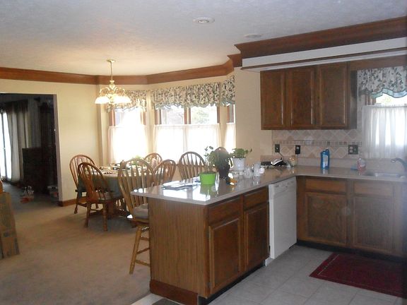 2nd image of 1513 Brook Park Dr