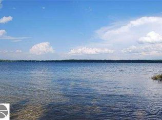 5765 Crystal Ct, Interlochen, MI 49643