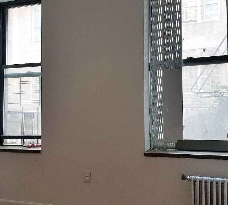 2nd image of 69 Ludlow St APT 1
