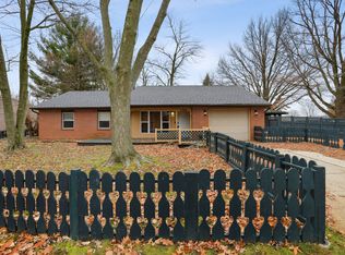 3313 Brentwood Dr, Champaign, IL 61821