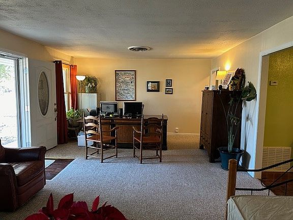 2nd image of 1007 N 5th St