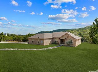 433 Arrowhead Point, Helotes, TX 78023