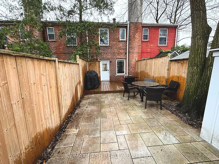 3312 Bathurst St — Photo 24