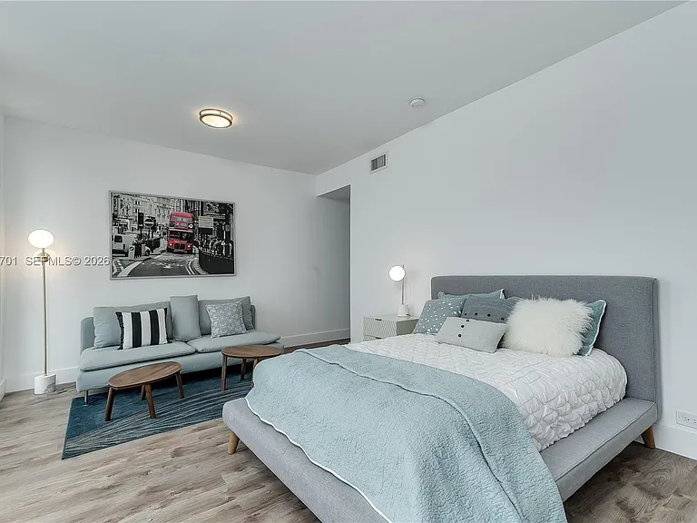 111 S Hibiscus Dr — Photo 21