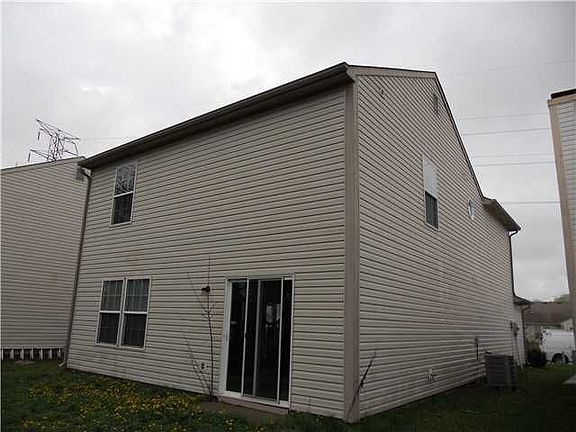 3rd image of 10823 Amber Glow Ln