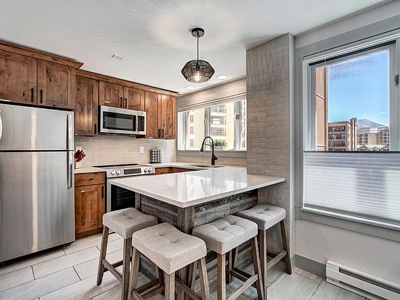 5th image of 535 S Park Avenue UNIT 222