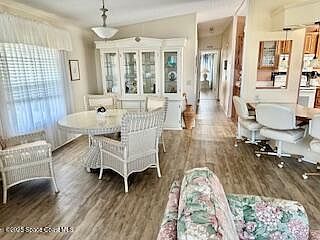 5th image of 921 Dogwood Dr