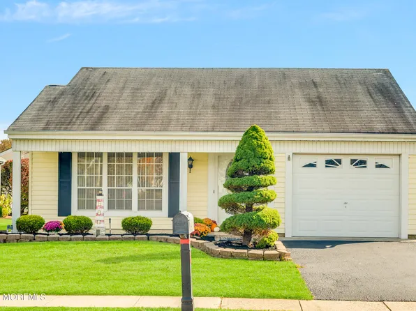 41 Red Hill Road, Manchester, NJ 08759