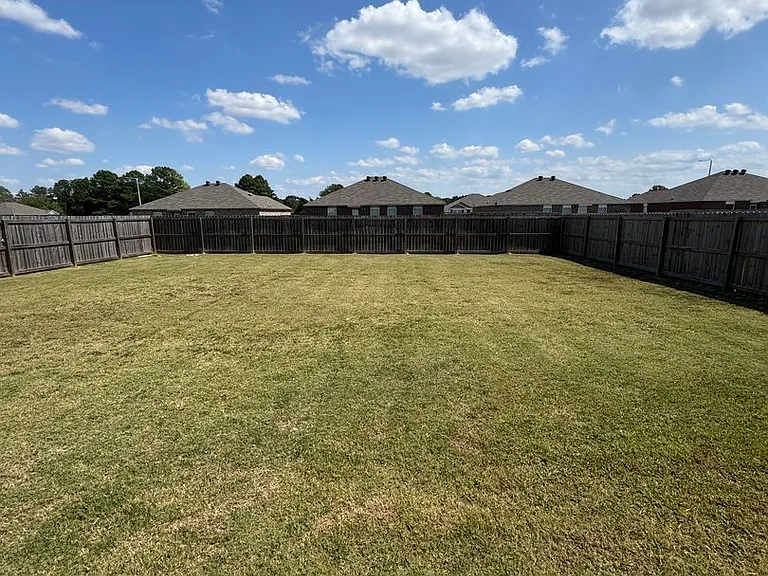 3812 Keeneland Dr — Photo 3