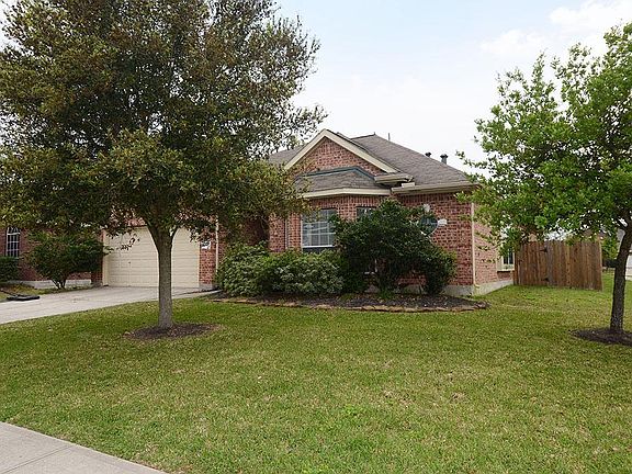 2nd image of 7039 Fountain Lilly Dr
