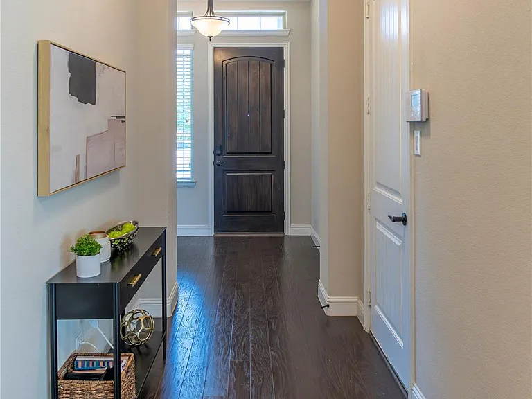 638 Brook Dr — Photo 16