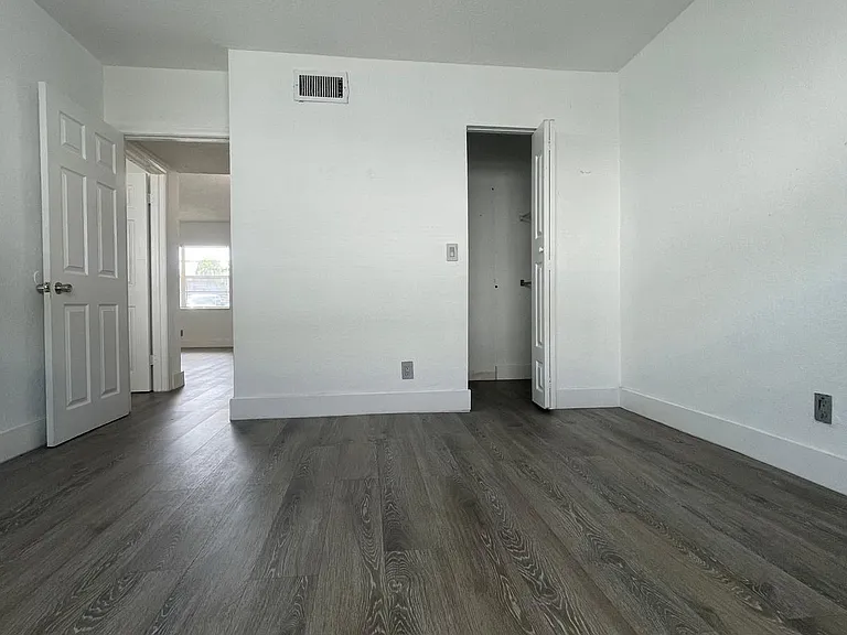 651 NW 42nd Ct #118 — Photo 15