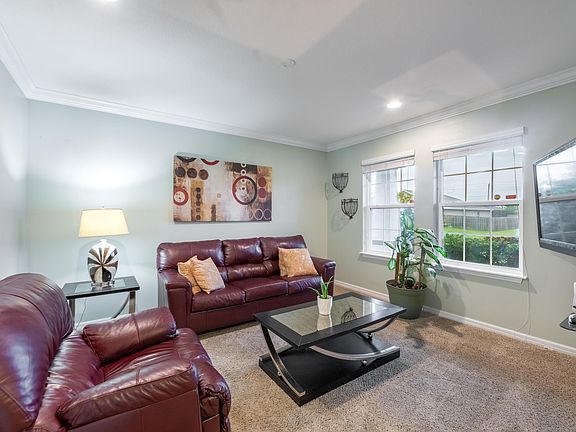 5th image of 483 SW Tarra Avenue