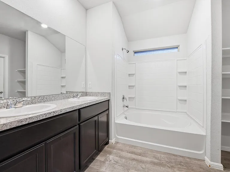 9308 Desertrock Rd — Photo 8