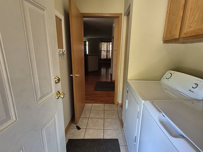 1628 Devonshire Ln — Photo 19
