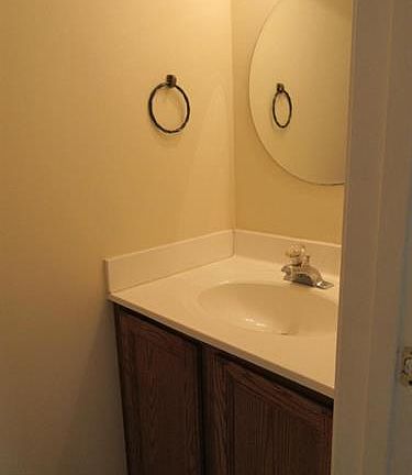 5th image of 1734 Grover Glen Ct #147
