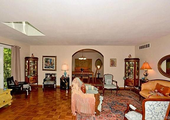 5th image of 1111 Dunwoody Dr