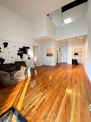 Rented by City Connections Realty | media 11