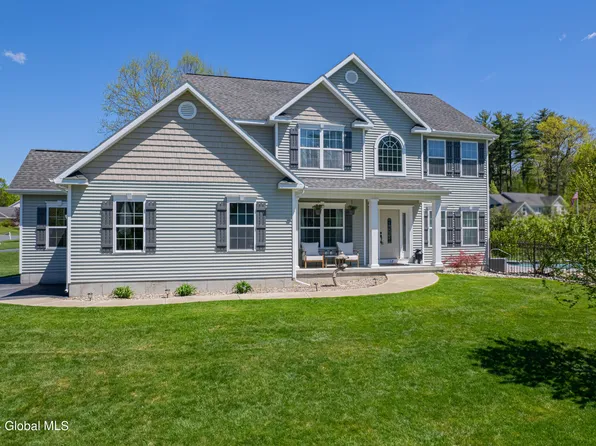 17 Berkshire Drive, Ballston Spa, NY 12020