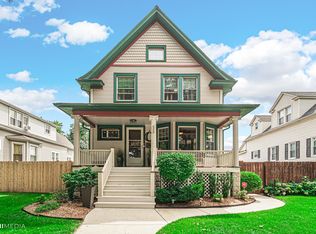 520 Hannah Ave, Forest Park, IL 60130