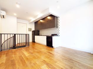 879 Park Ave #1B, Brooklyn, NY 11206