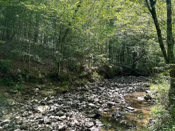 (undisclosed Address), Amity, AR 71921