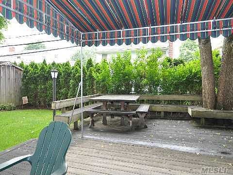 5th image of 154 Pine St