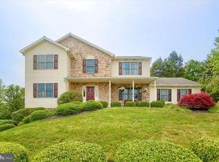 24 Briar Rose Trl, Elizabethtown, PA 17022