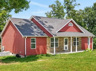 171 High Point Rd, Erin, TN 37061