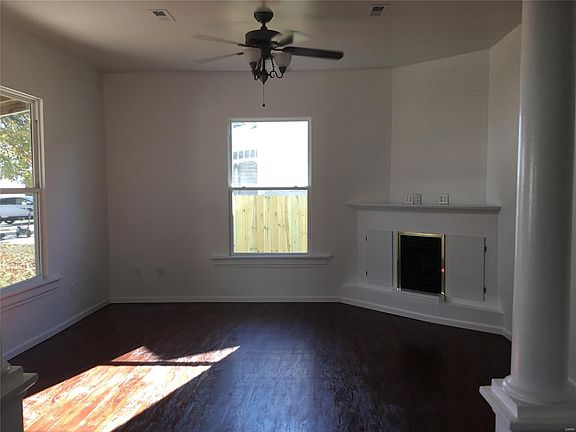 2nd image of 319 N Walker St